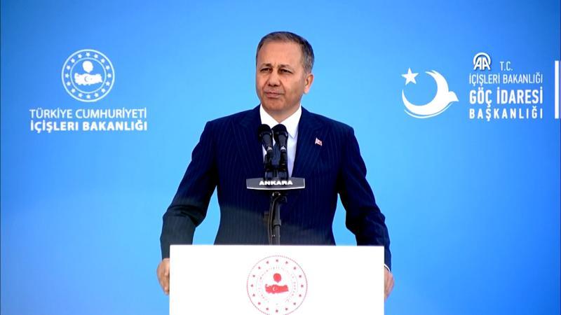 İçişleri Bakanı Ali Yerlikaya, Mobil Göç Aracı Hizmete Alım Törenine katıldı
