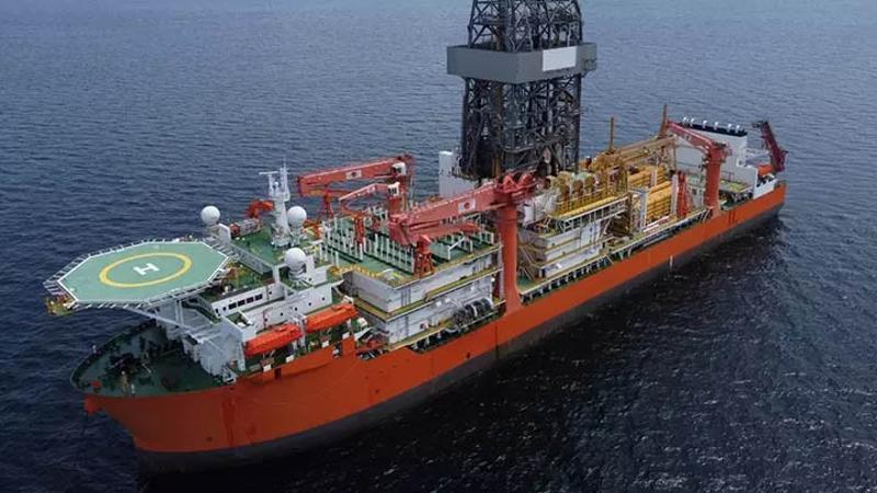 Enerji filosuna 2 yeni gemi! Bakan Bayraktar: Dünyanın ilk 4 filosundan biriyiz