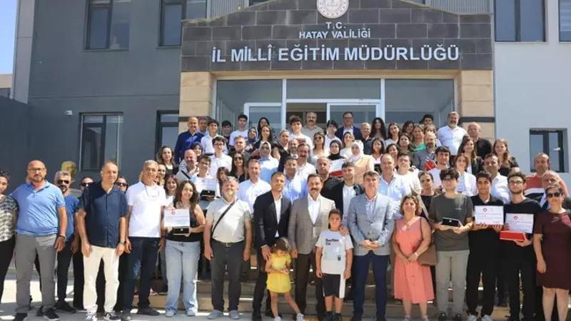 LGS'de birinci olan 5 öğrenciye burs verilecek! 9 ay boyunca sürecek