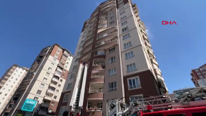 Kayseri’de 14 katlı binada yangın