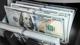 Dolar ve Euro haftanın son gününe nasıl başladı?