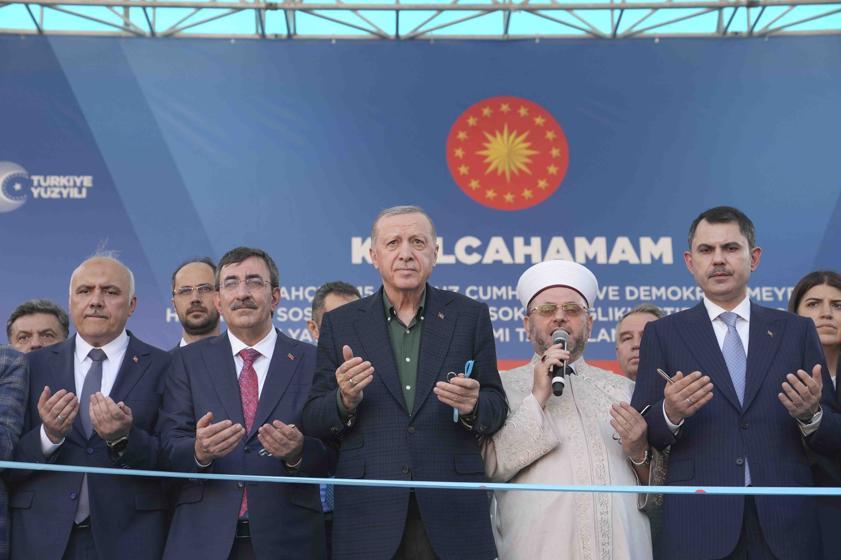 Cumhurbaşkanı Erdoğan: Ankara için gece gündüz çalışıyoruz