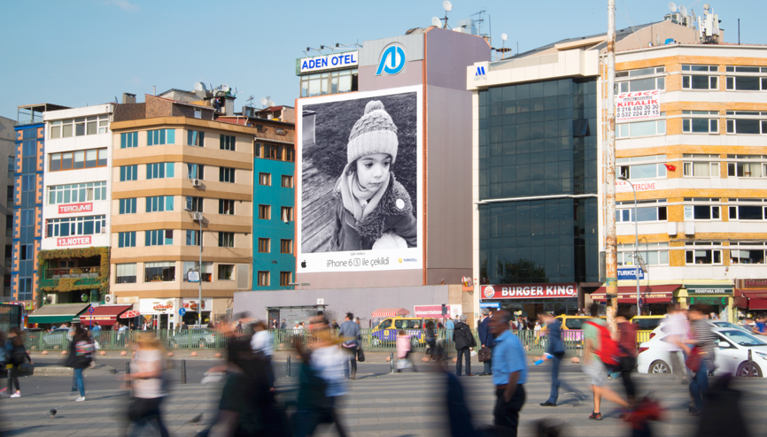 Appledan çocuklara 23 Nisan sürprizi