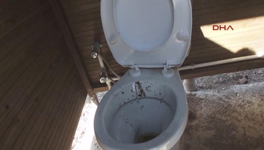 Turistlerin akınına uğrayan Kızkumu’nda istenmeyen görüntüler