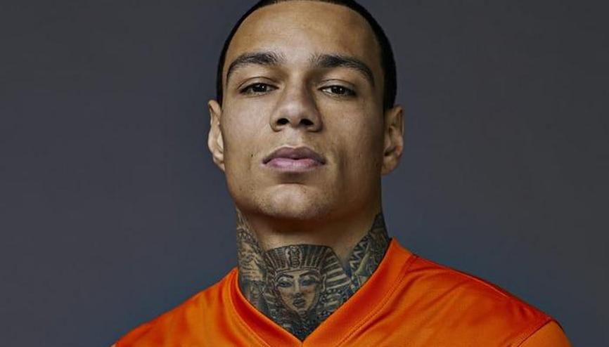 Van der Wiel FIFA'ya gitti- Son Dakika Spor Haberleri