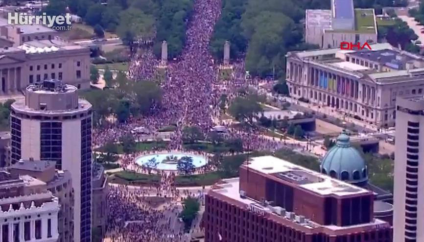 ABDde binlerce kişi ırkçılık karşıtı protestolar için toplandı