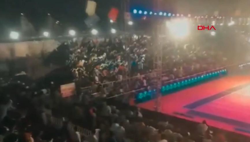 Spor müsabakasında tribün faciası O anlar kamerada