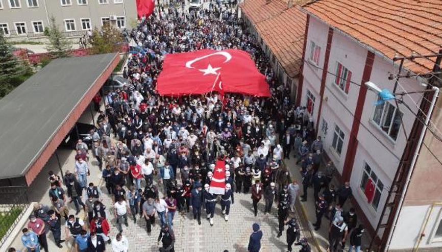 Şehit Uzman Çavuş Ahmet Asan son yolculuğuna uğurlandı