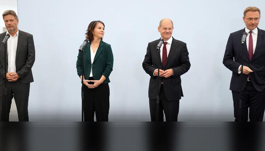 Almanya’da koalisyon yolu açıldı