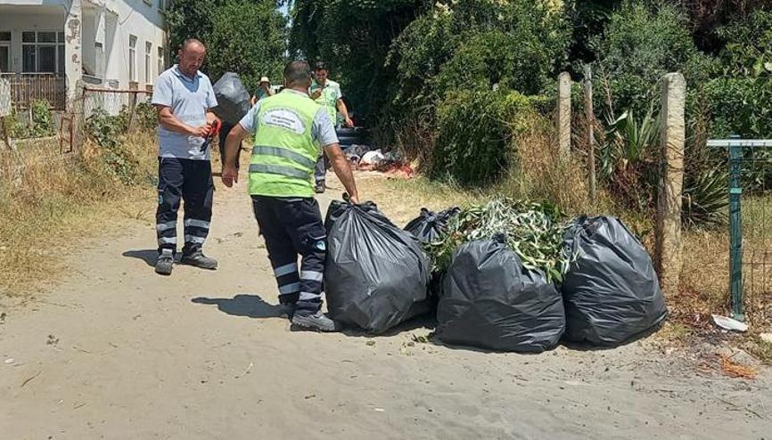 Marmaraereğlisinde tatilcilerden geriye 483 ton çöp kaldı Marmaraereğlisinde tatilcilerden geriye 483 ton çöp kaldı