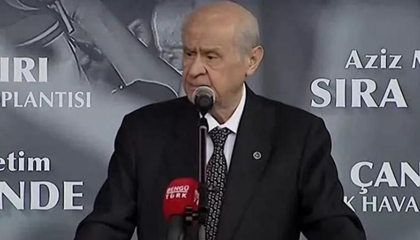 MHP Genel Başkanı Devlet Bahçeli, Çankırıda konuştu: Cumhurbaşkanı olmak Kılıçdaroğlunun harcı değil MHP Genel Başkanı Devlet Bahçeli, Çankırıda konuştu: Cumhurbaşkanı olmak Kılıçdaroğlunun harcı değil