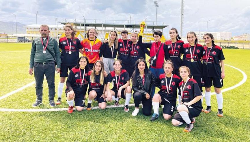 Gelin değil şampiyon oldular Gelin değil şampiyon oldular