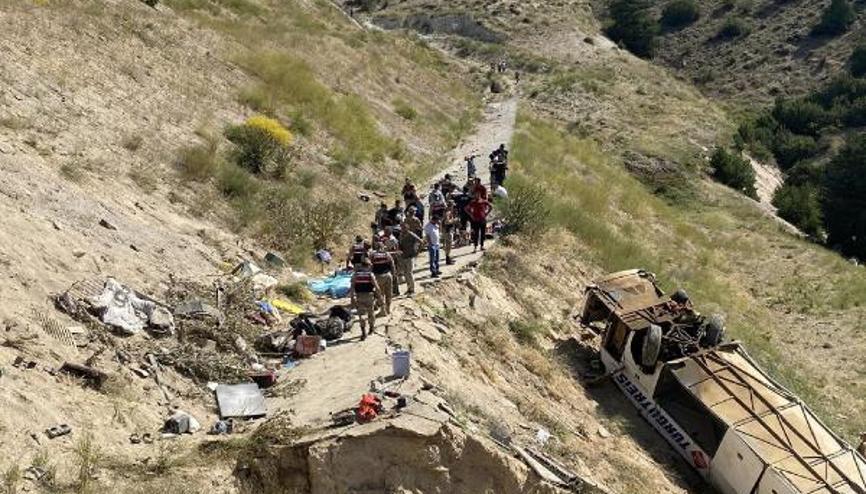 Karsta 8 kişi otobüs kazasında ölmüştü... Turgutreis Otobüs İşletmesi yolcu taşımacılığından çekildi Karsta 8 kişi otobüs kazasında ölmüştü... Turgutreis Otobüs İşletmesi yolcu taşımacılığından çekildi
