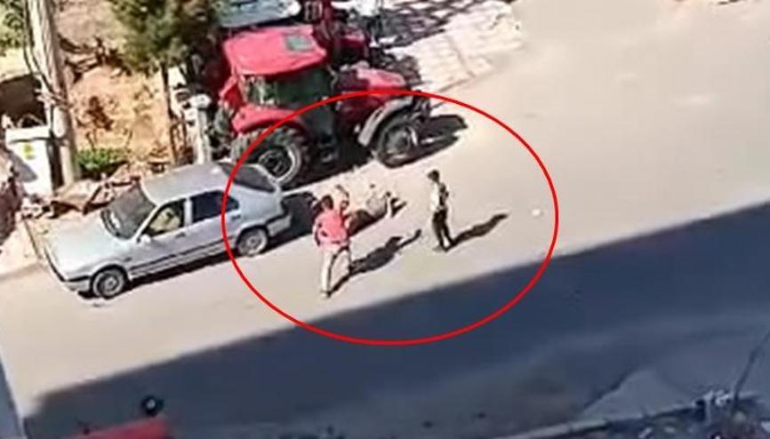 Batmanda dehşet: Boşanma aşamasındaki eşinin kardeşi tarafından oğlunun gözü önünde öldürüldü Batmanda dehşet: Boşanma aşamasındaki eşinin kardeşi tarafından oğlunun gözü önünde öldürüldü