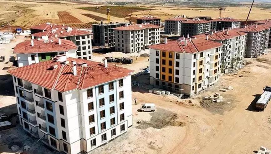Bakan Özhaseki: Adıyamanda afet konutlarının önemli bölümünde son aşamaya geldik Bakan Özhaseki: Adıyamanda afet konutlarının önemli bölümünde son aşamaya geldik