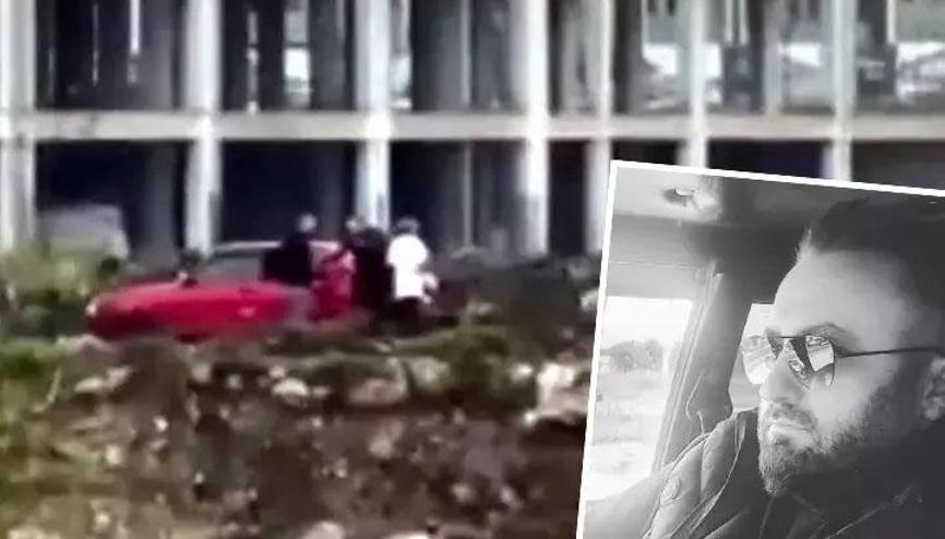 Düzcede korkunç olay Eşiyle otomobilde gördüğü kişiyi vahşice öldürdü Düzcede korkunç olay Eşiyle otomobilde gördüğü kişiyi vahşice öldürdü
