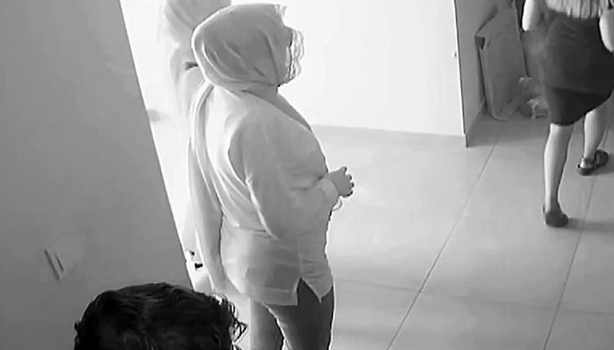 Evlere dadanan kadınlar yakalandı: 2 milyonluk hırsızlık yapmışlar Evlere dadanan kadınlar yakalandı: 2 milyonluk hırsızlık yapmışlar