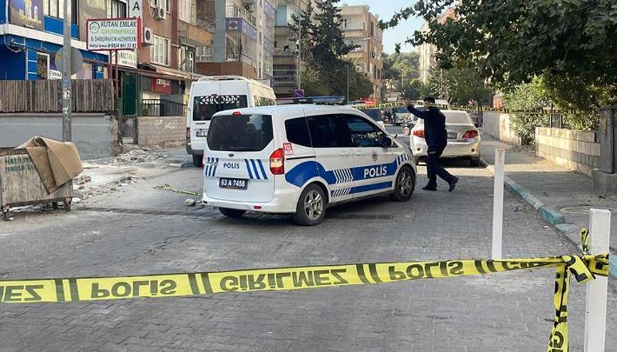 Şanlıurfada sokak ortasında dehşet: Boşanma aşamasındaki eşini av tüfeğiyle vurdu Şanlıurfada sokak ortasında dehşet: Boşanma aşamasındaki eşini av tüfeğiyle vurdu