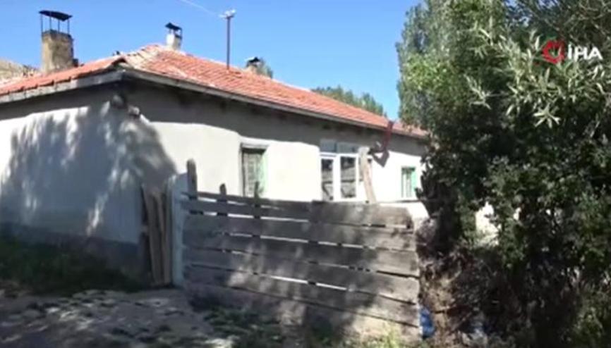 Ağladığı için bebeğini boğarak öldürmüştü Tutuksuz yargılanan sanık: Cezamı çekmek istiyorum Ağladığı için bebeğini boğarak öldürmüştü Tutuksuz yargılanan sanık: Cezamı çekmek istiyorum