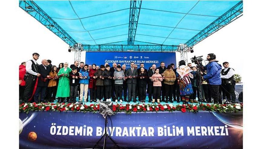 Trabzon Özdemir Bayraktar Bilim Merkezi açıldı Trabzon Özdemir Bayraktar Bilim Merkezi açıldı