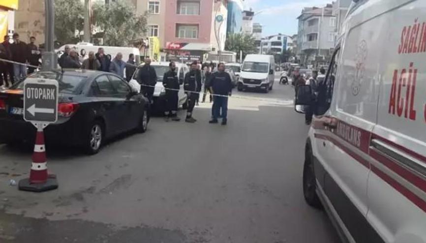 Bir ay önce boşandığı eşini restoranda yemek yerken öldürdü Bir ay önce boşandığı eşini restoranda yemek yerken öldürdü