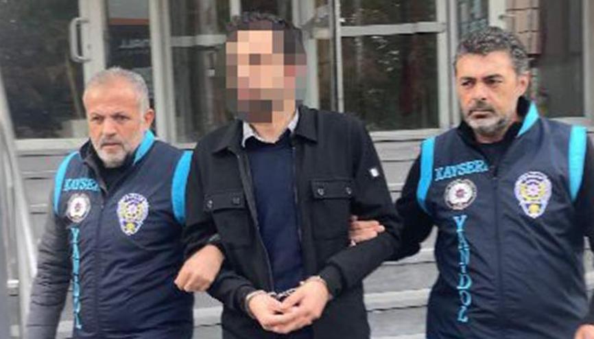 Kiminden otomobilini aldı kiminden dövizini Vaadini duyan ne istediyse verdi: Dolandırıcı yakalandı Kiminden otomobilini aldı kiminden dövizini Vaadini duyan ne istediyse verdi: Dolandırıcı yakalandı