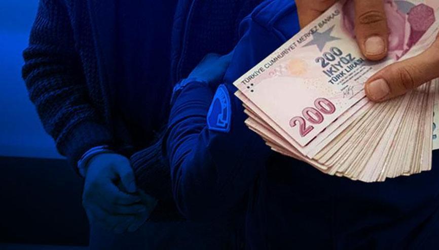 Gümrükten rüşvet şebekesi çıktı Dikkat çeken ifadeler: Para müdürün arabasına konulur Gümrükten rüşvet şebekesi çıktı Dikkat çeken ifadeler: Para müdürün arabasına konulur