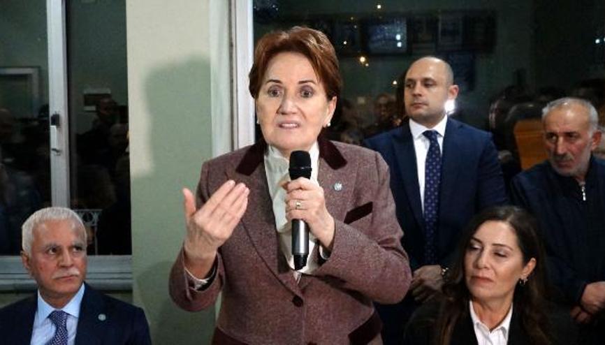Akşenerden 6lı Masa itirafı: Şimdiki aklım olsa geri dönmezdim Akşenerden 6lı Masa itirafı: Şimdiki aklım olsa geri dönmezdim