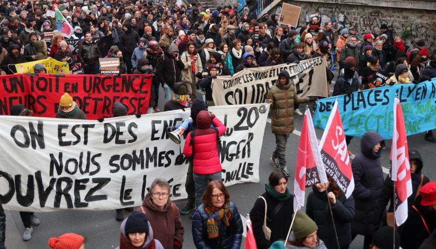 Fransa’da 43 kentte göç yasası protesto edildi