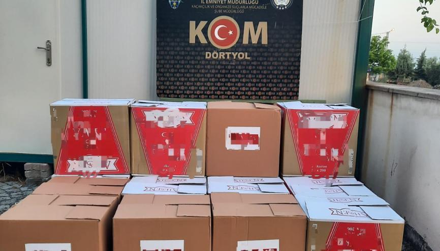 Erzinde 160 bin gümrük kaçağı makaron ele geçirildi