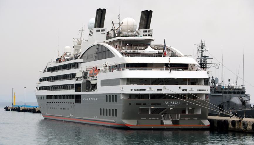 ABDli 180 turist gemiyle Alanyaya geldi