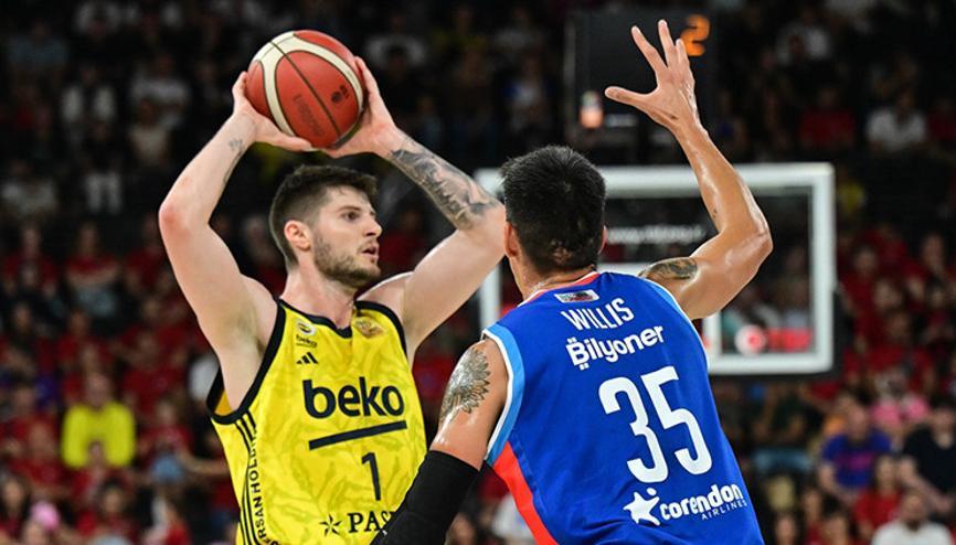 Cumhurbaşkanlığı Kupasında inanılmaz son Anadolu Efes, Fenerbahçeyi tek farklı geçti