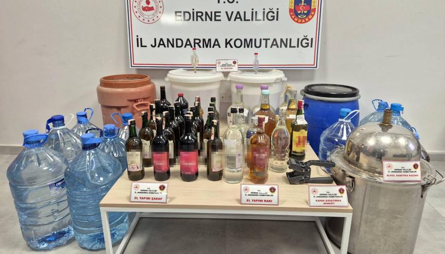 Edirne’de 384 litre sahte içki ele geçirildi