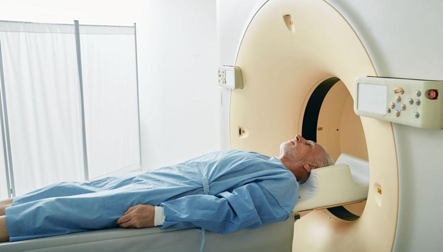 Türkiye’de yılda 15 milyon tarama yapılıyor Bilgisayarlı tomografi gerçekten kanser riskini artırıyor mu Röntgene göre 200 kat fazla radyasyon içeriyor