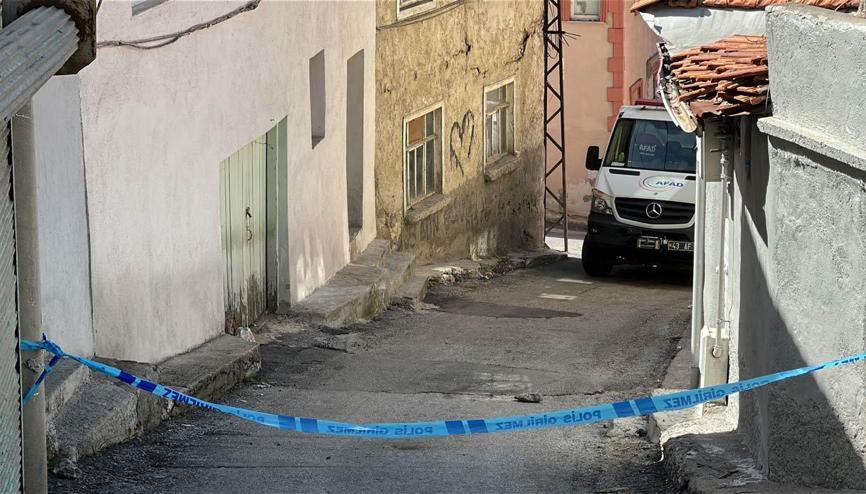 Kütahya’da korkunç olay... 1 yıldır kayıptı Dayısı öldürüp, üzerine beton dökmüş Kütahya’da korkunç olay... 1 yıldır kayıptı Dayısı öldürüp, üzerine beton dökmüş