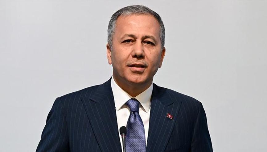 Son dakika... 25 ilde dolandırıcılık operasyonu: 84 şüpheli yakalandı Son dakika... 25 ilde dolandırıcılık operasyonu: 84 şüpheli yakalandı