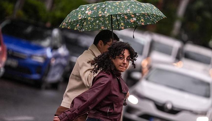Son dakika: Meteorolojiden yeni hava durumu raporu... 25 ilde sarı kodlu alarm Sağanak, sel, kuvvetli rüzgar uyarısı Son dakika: Meteorolojiden yeni hava durumu raporu... 25 ilde sarı kodlu alarm Sağanak, sel, kuvvetli rüzgar uyarısı