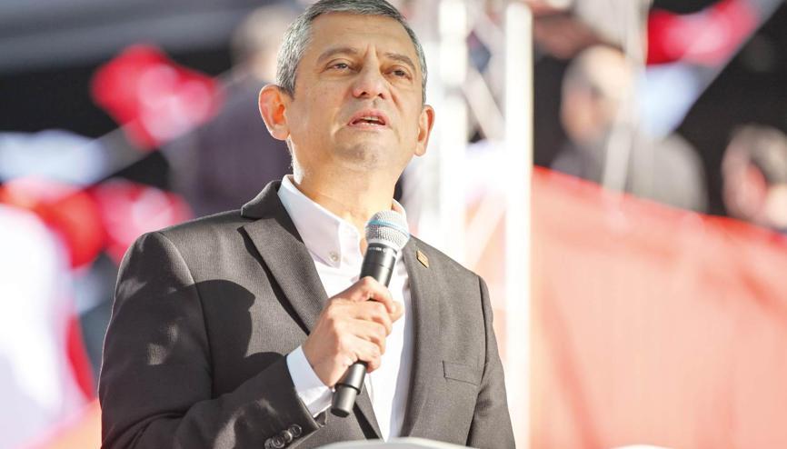 Birileri demokrasiyi tramvay olarak görüyor Birileri demokrasiyi tramvay olarak görüyor