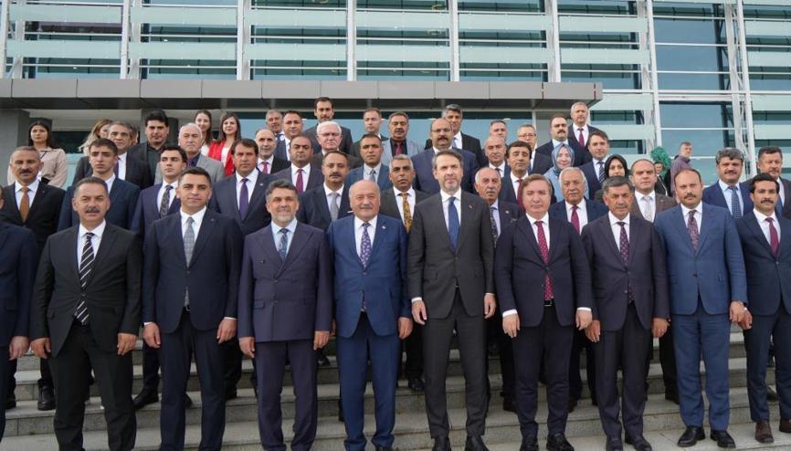 Bakan Bayraktardan Erzincan’da açıklamalar Bakan Bayraktardan Erzincan’da açıklamalar