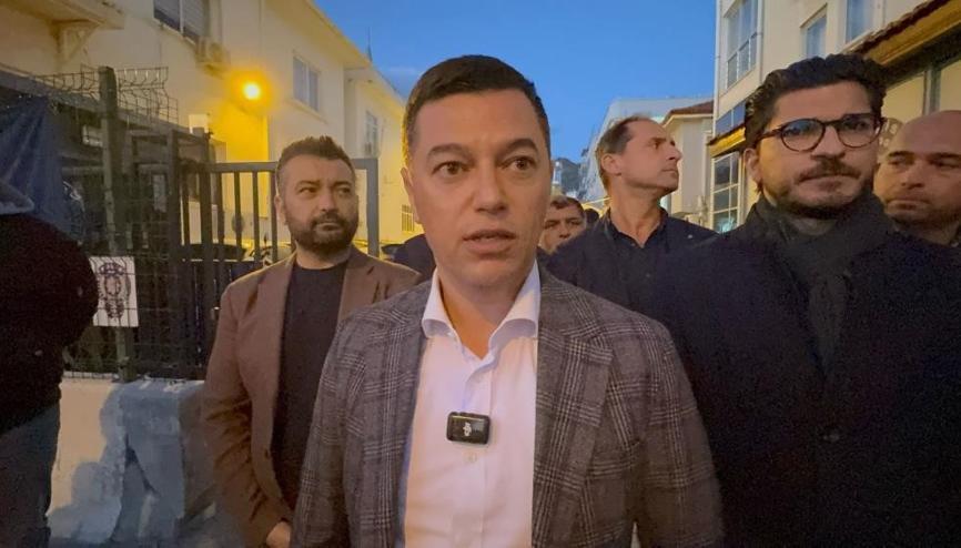 Polis barikatına saldıran CHP’li başkana kamu davası Polis barikatına saldıran CHP’li başkana kamu davası