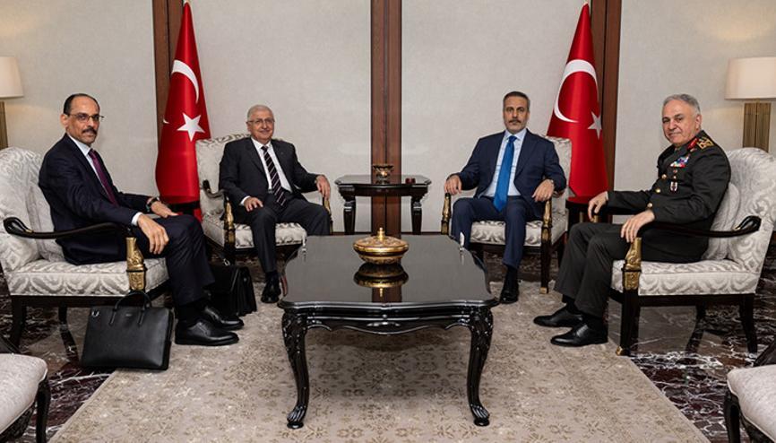 Son dakika: Güvenlik Zirvesi 4 saat sürdü... Dışişleri Bakanı Hakan Fidan: Olası senaryolara göre tüm tedbirleri alıyoruz Son dakika: Güvenlik Zirvesi 4 saat sürdü... Dışişleri Bakanı Hakan Fidan: Olası senaryolara göre tüm tedbirleri alıyoruz