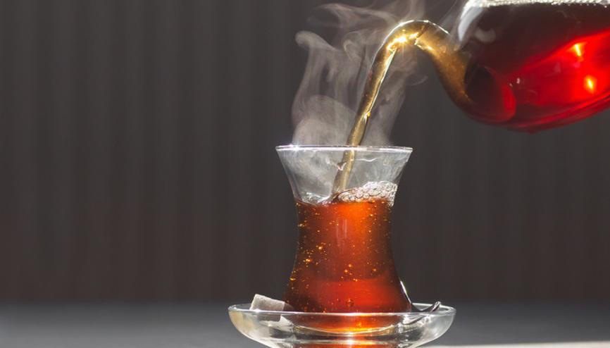 Çay harareti alır mı Sıcak havalarda sıkça duyulan sözün yanlış kullanımı Çay harareti alır mı Sıcak havalarda sıkça duyulan sözün yanlış kullanımı