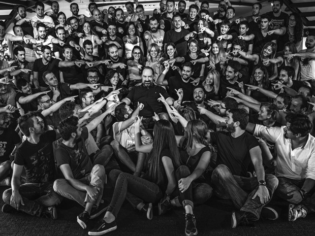 “Bunu beraber yaptık, bu sizin hakkınız” dediler 27 milyon doları, 114 çalışana paylaştırdılar