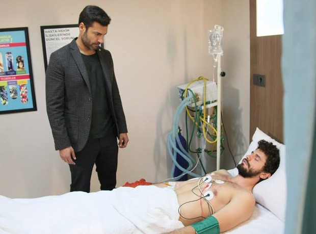 Güllerin Savaşında Mert intihara kalkışır (17. yeni Bölüm)