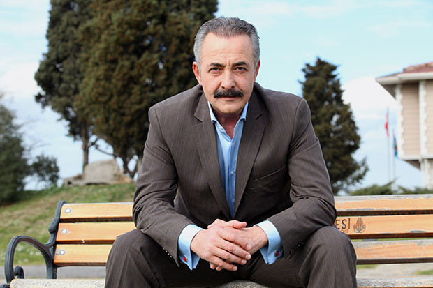 Mehmet Aslantuğ: Özgürleştirmeyen hiçbir iktidar kalıcı değildir