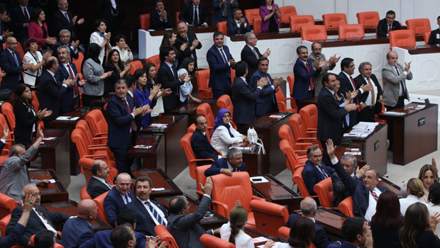 O önerge reddedildi