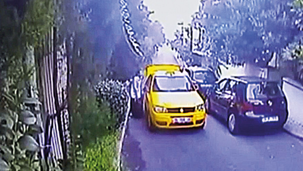 Cinayet villasından vahşetin izi ellerinde