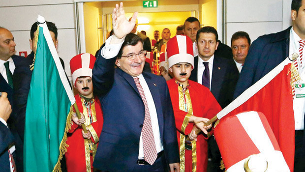 Başbakan Davutoğlu: Bizim kitle neden rahatsız olsun ki