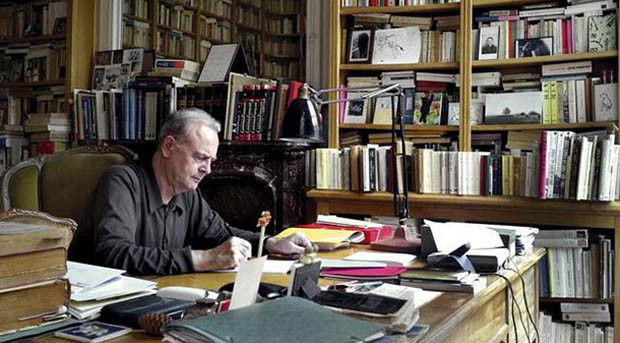 45 yıldır aynı kitabı yazarak2014 Nobel Edebiyat Ödülü aldı