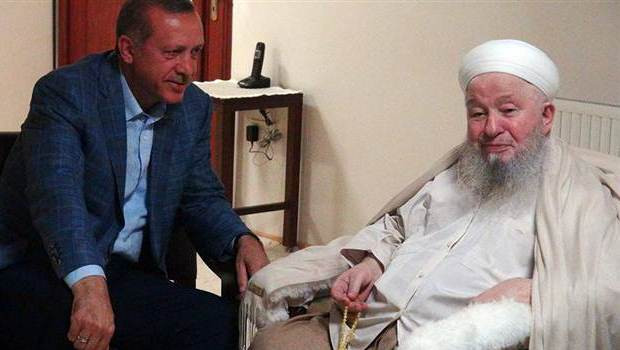 Erdoğan’dan Mahmut Ustaosmanoğluna sürpriz ziyaret